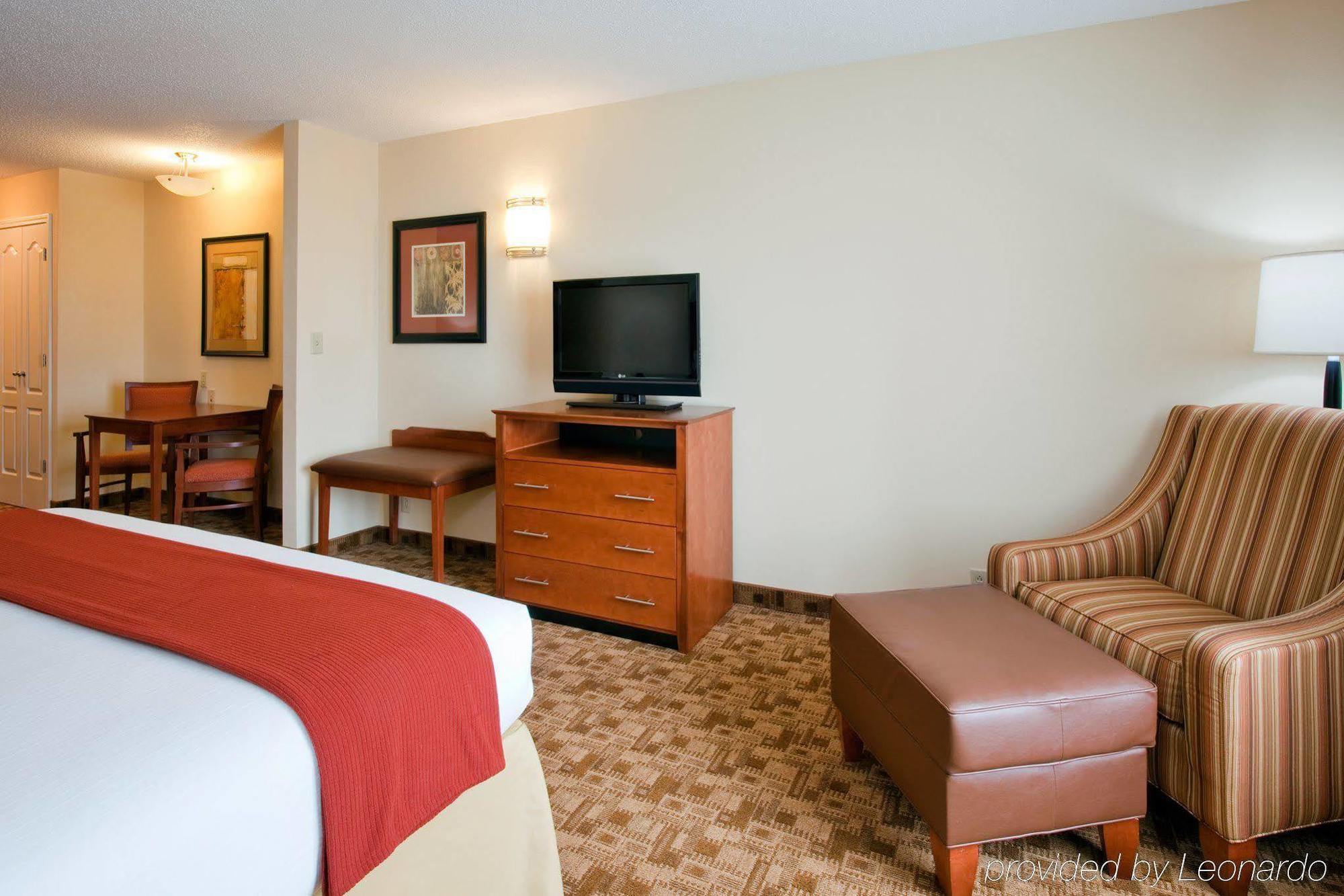 Holiday Inn Express Phenix City-Fort Benning By Ihg Ngoại thất bức ảnh